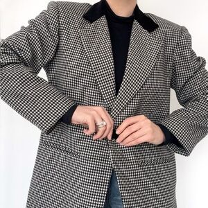 80s Wool blend Houndstooth Blazer Oversized Boxy Classic Chic Staple Velvet